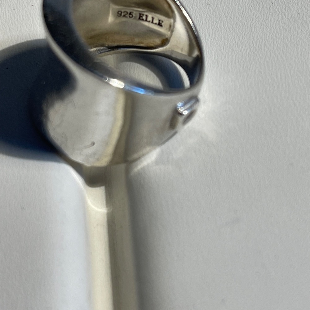 Elle Sterling Silver Ring- 925- Size 6 1/2 - Picture 4 of 16